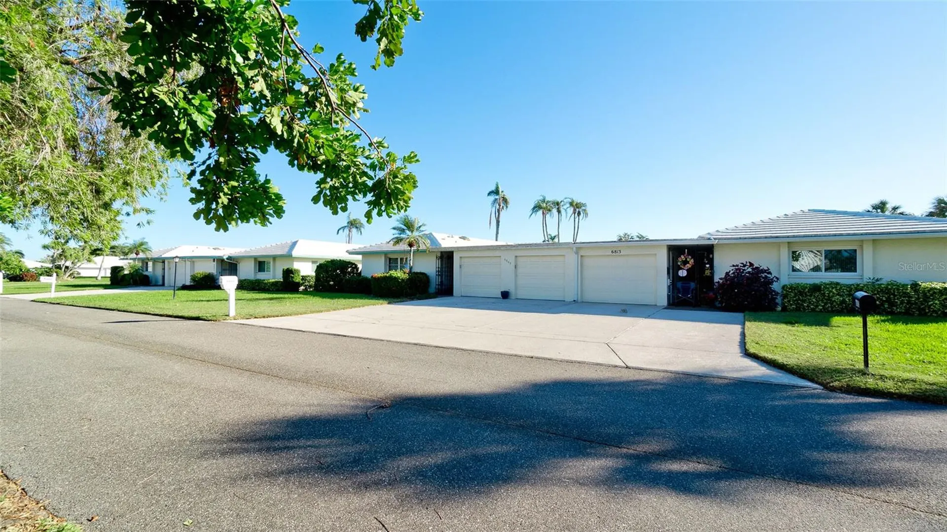 6809 9th Avenue W Bradenton FL 34209