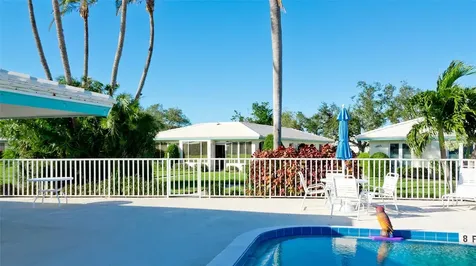 6809 9th Avenue W Bradenton FL 34209