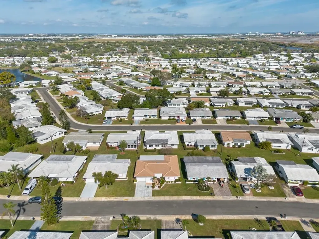3843 97th Terrace N Pinellas Park FL 33782
