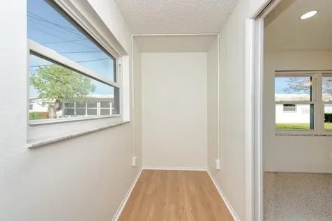 3843 97th Terrace N Pinellas Park FL 33782
