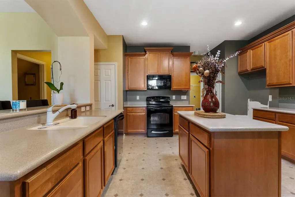 279 Brookshire Drive Lake Wales FL 33898