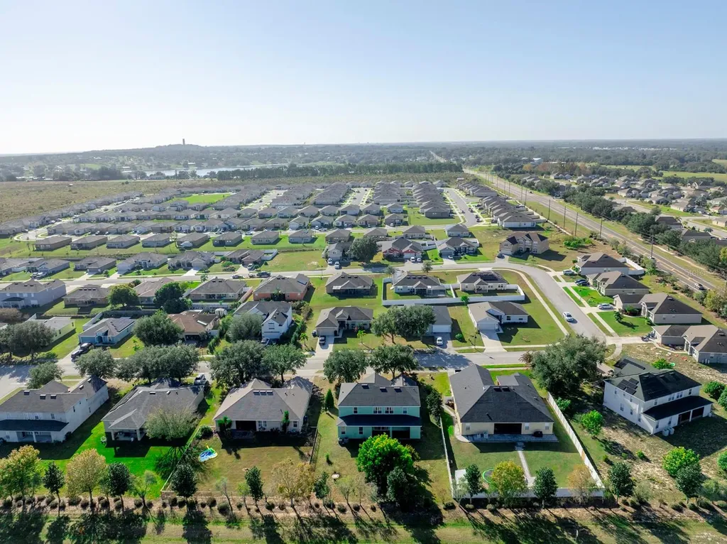 279 Brookshire Drive Lake Wales FL 33898