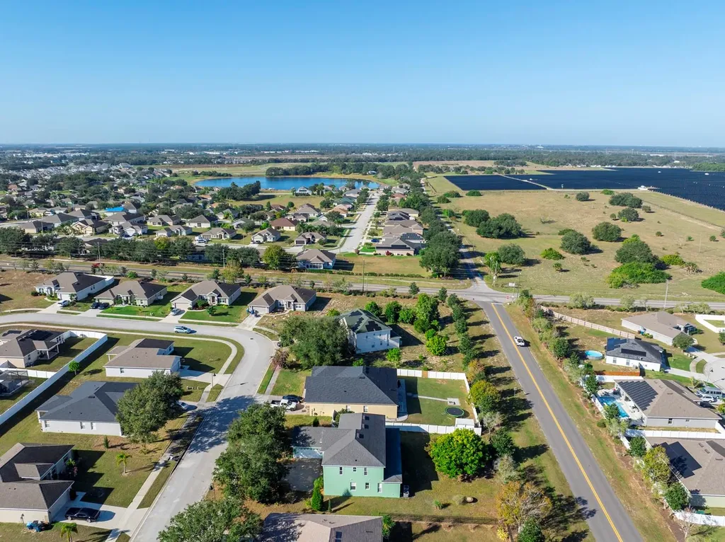 279 Brookshire Drive Lake Wales FL 33898