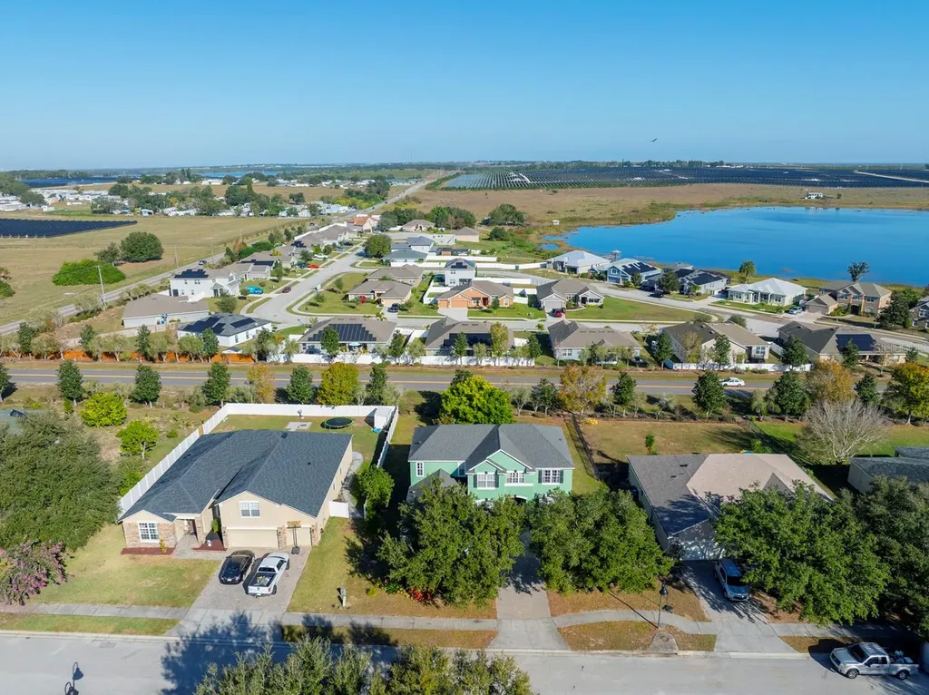 279 Brookshire Drive Lake Wales FL 33898