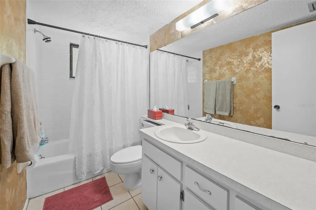 1555 Tarpon Center Drive Venice FL 34285