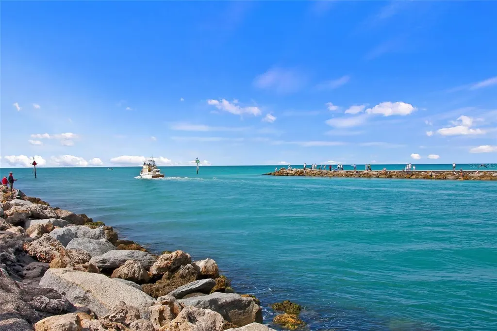 1555 Tarpon Center Drive Venice FL 34285