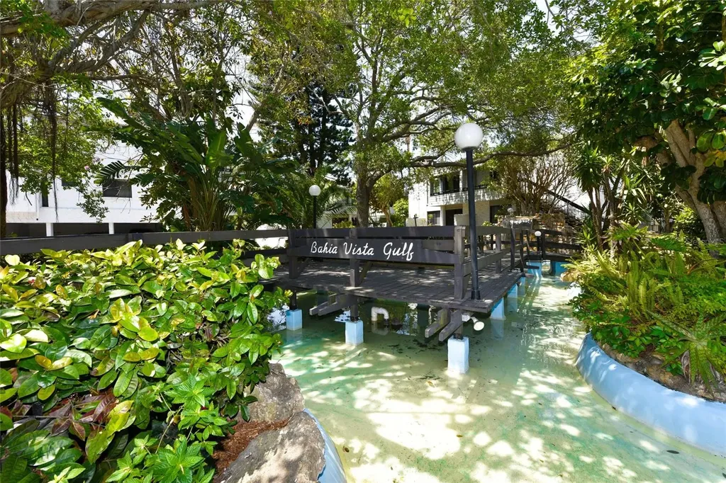 1555 Tarpon Center Drive Venice FL 34285