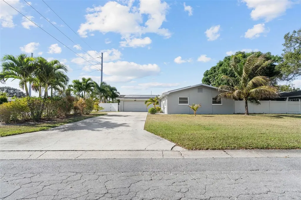 2453 Roberta Street Largo FL 33771