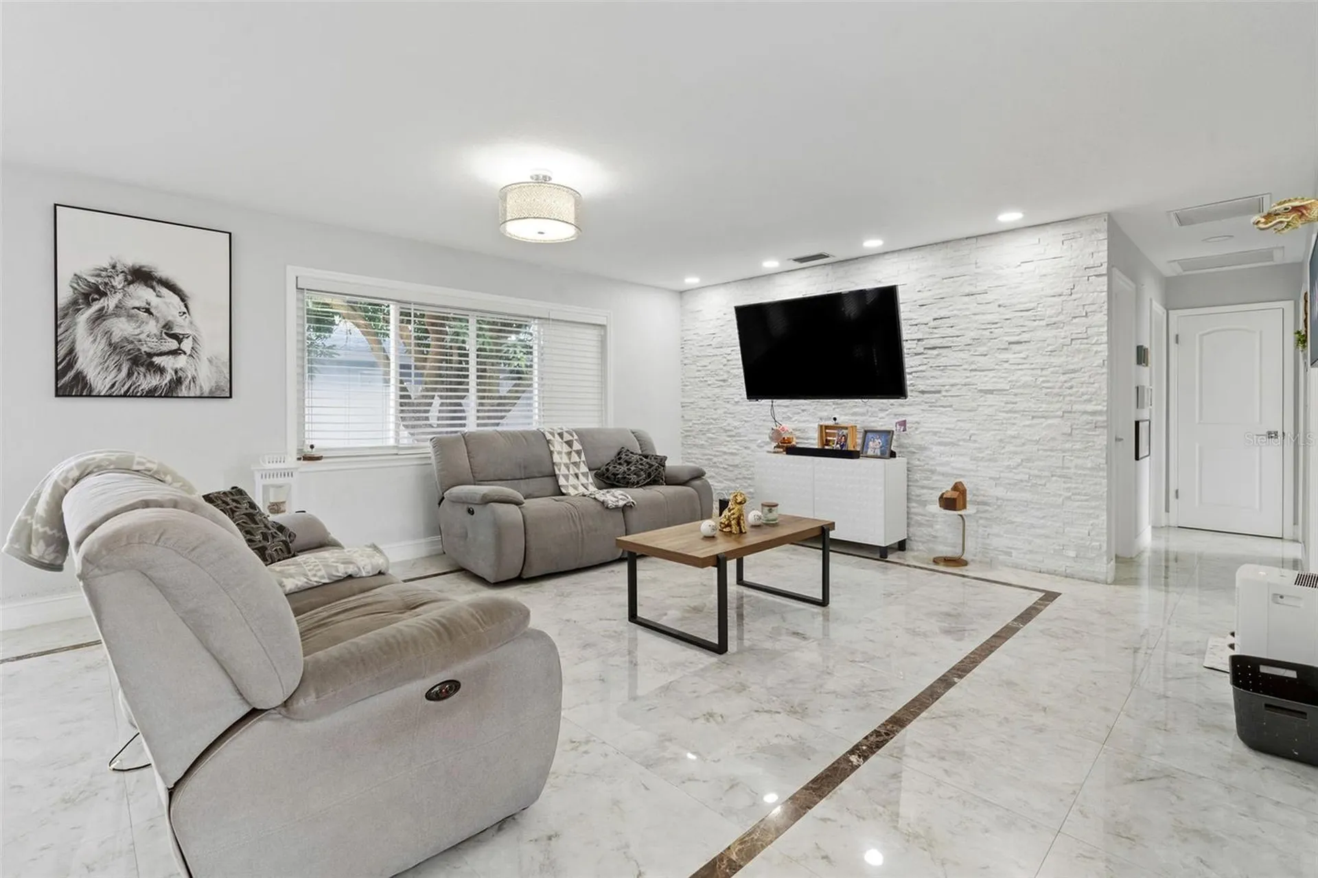 2453 Roberta Street Largo FL 33771