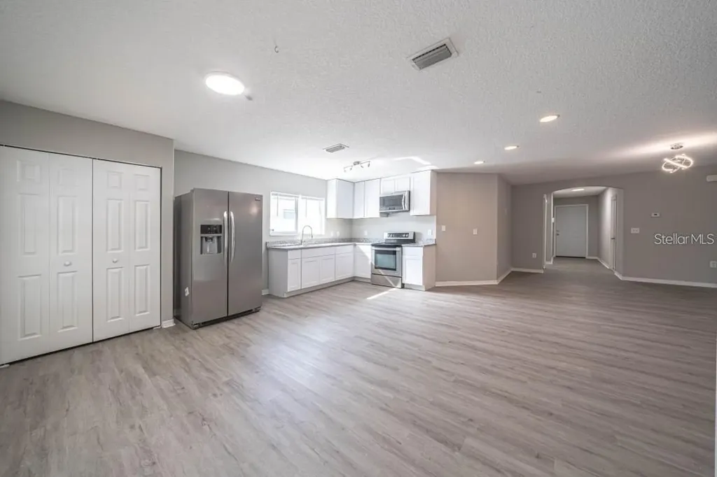 2025 Peaceful Palm Street Ruskin FL 33570