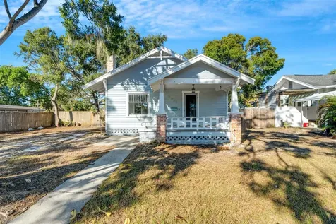 7327 1st Avenue N St Petersburg FL 33710