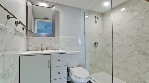 6700 Gulf Of Mexico Drive Longboat Key FL 34228