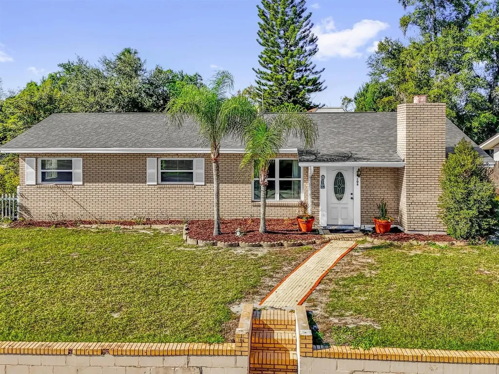 106 Oak Street Altamonte Springs FL 32714