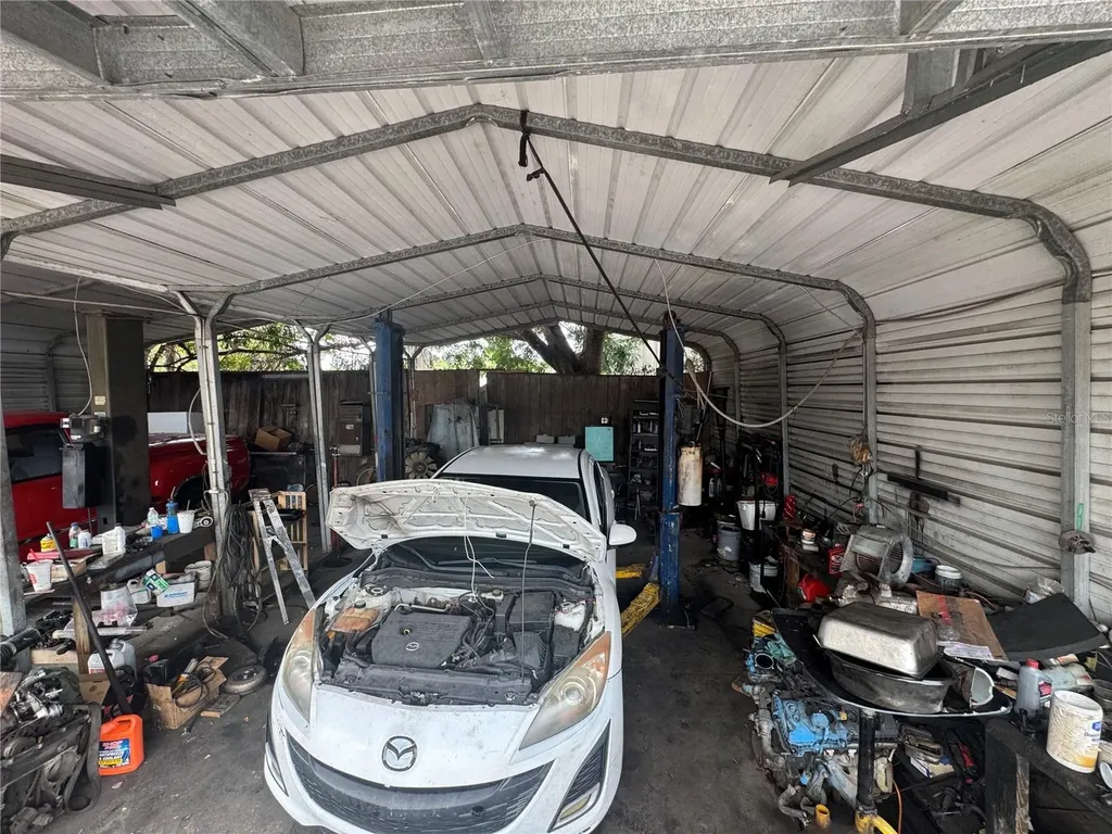 6040 15th Street E Bradenton FL 34203