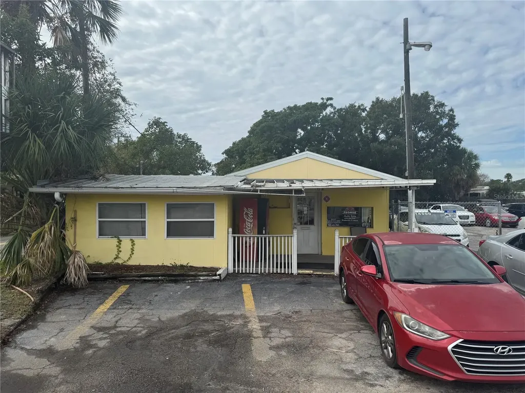 6040 15th Street E Bradenton FL 34203