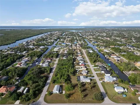 18699 & 18707 Ashcroft Circle Port Charlotte FL 33948