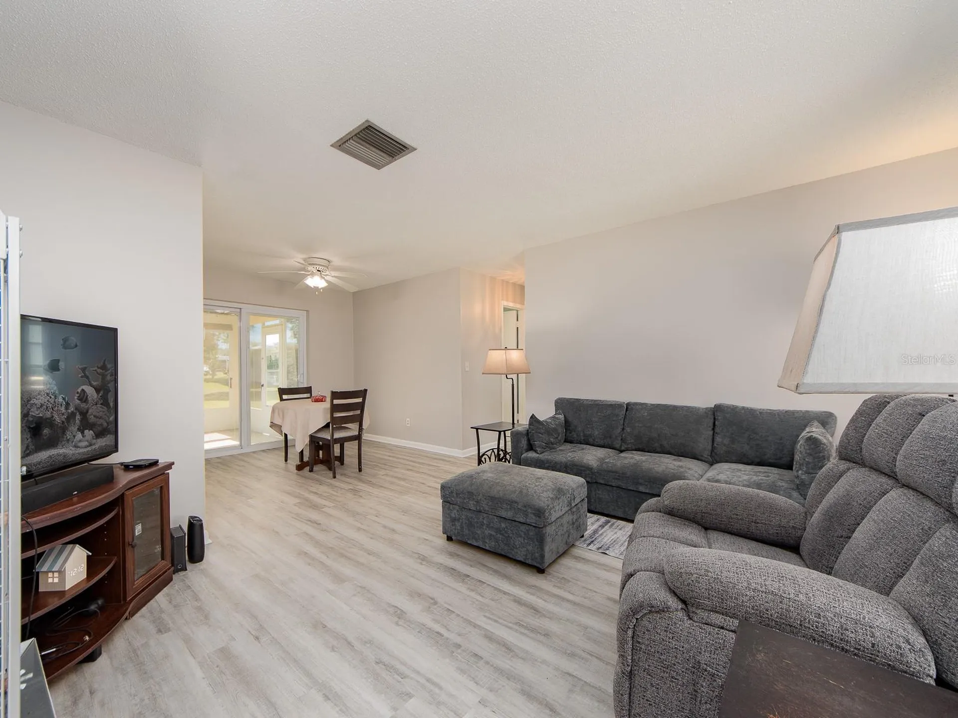 8657 143rd Street Seminole FL 33776