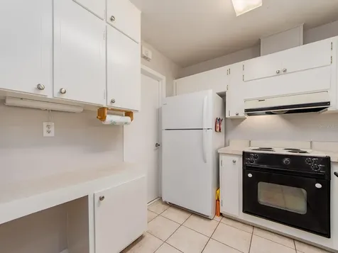 8657 143rd Street Seminole FL 33776