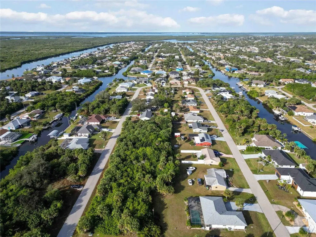 18707 Ashcroft Circle Port Charlotte FL 33948