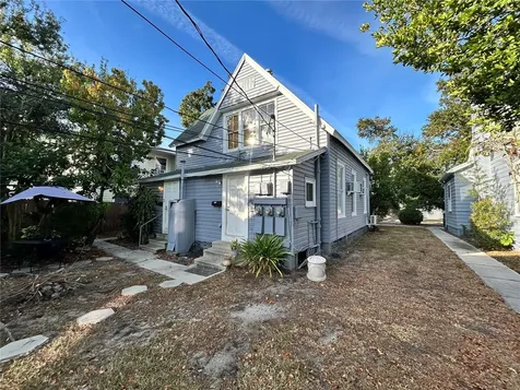 727 Dartmoor Street N St Petersburg FL 33701