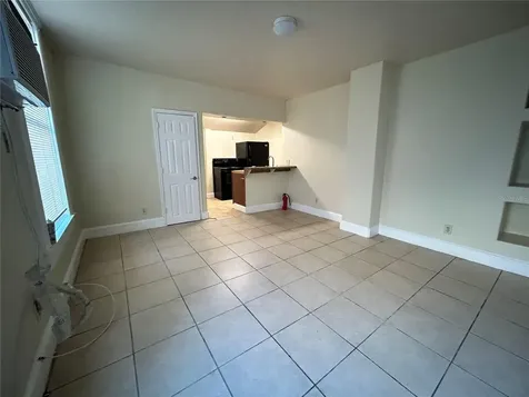 727 Dartmoor Street N St Petersburg FL 33701