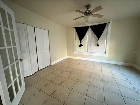 727 Dartmoor Street N St Petersburg FL 33701