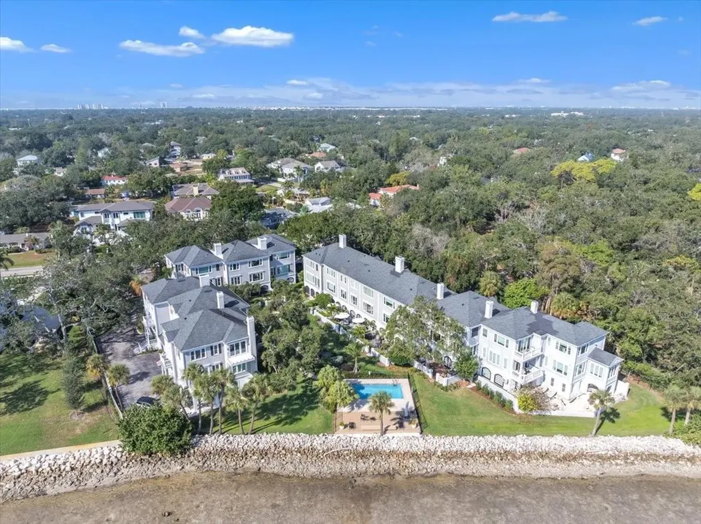 6212 Bayshore Boulevard Tampa FL 33611