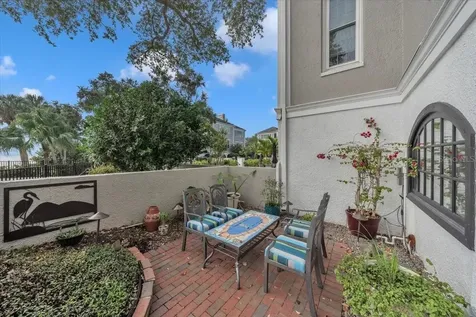 6212 Bayshore Boulevard Tampa FL 33611
