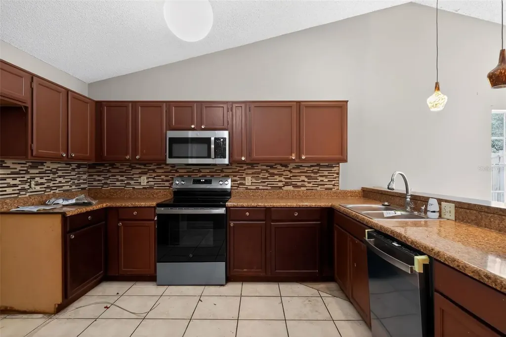 6516 Piccadilly Lane Orlando FL 32835