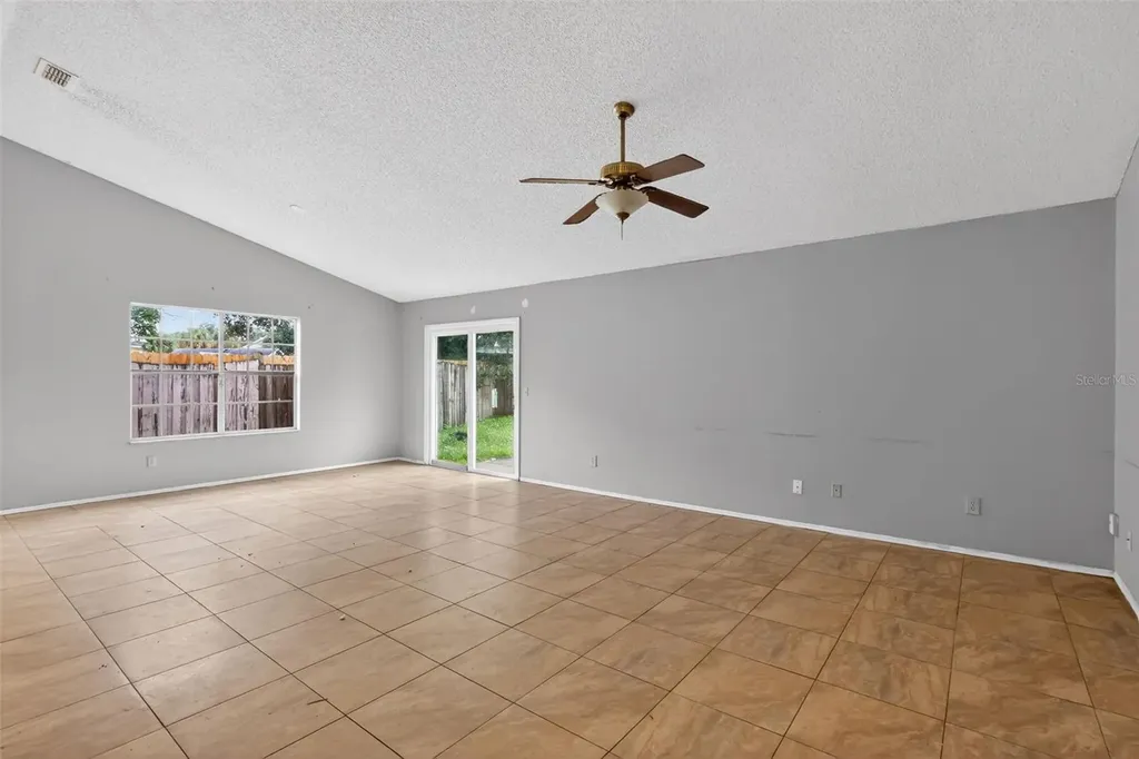 6516 Piccadilly Lane Orlando FL 32835