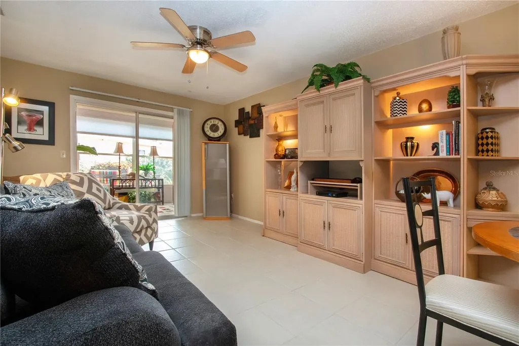 390 W 301 Boulevard W Bradenton FL 34205