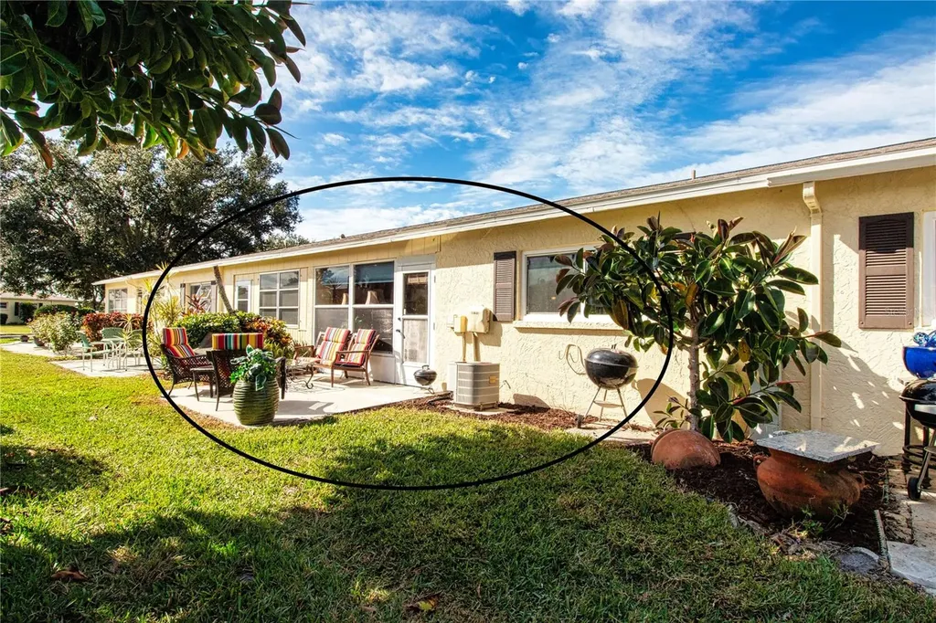 390 W 301 Boulevard W Bradenton FL 34205