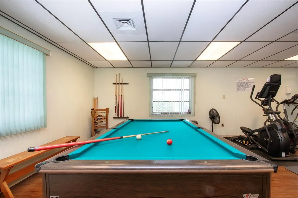 390 W 301 Boulevard W Bradenton FL 34205