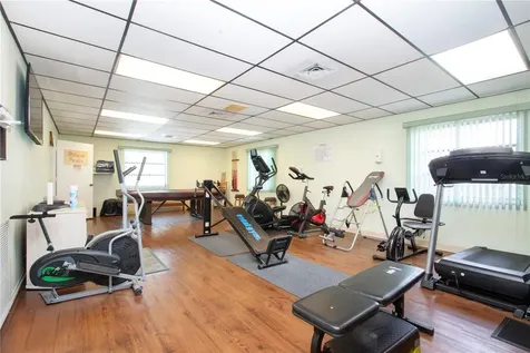 390 W 301 Boulevard W Bradenton FL 34205