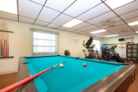 390 W 301 Boulevard W Bradenton FL 34205