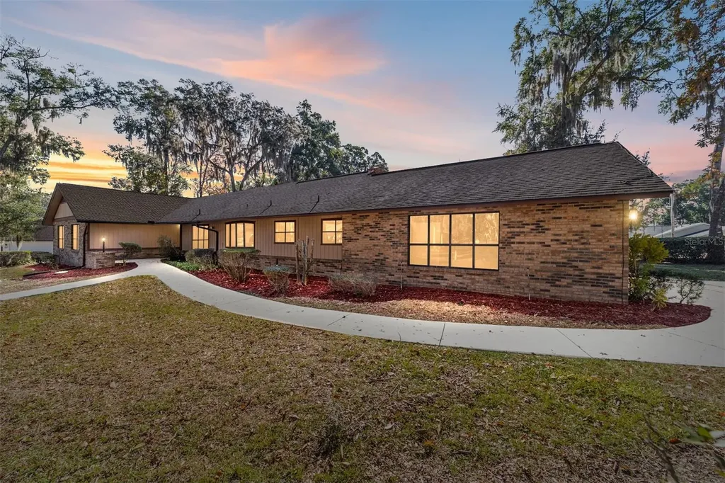 2416 SE 15th Street Ocala FL 34471