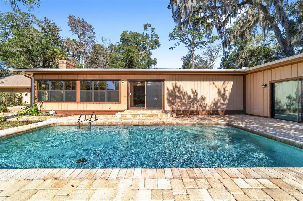 2416 SE 15th Street Ocala FL 34471