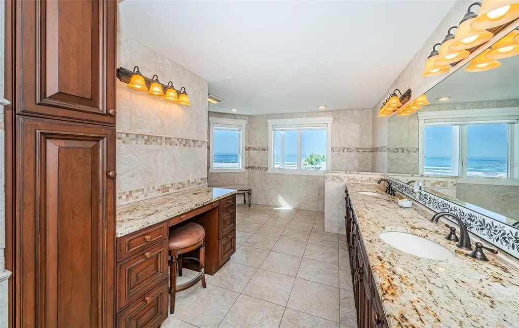 934 Eldorado Avenue Clearwater Beach FL 33767