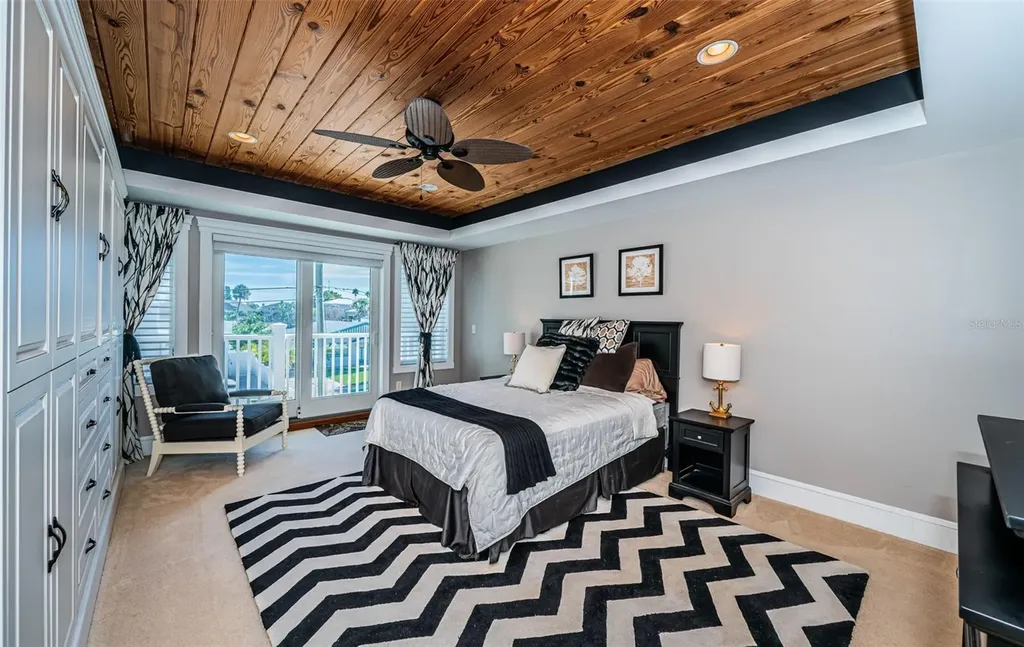 934 Eldorado Avenue Clearwater Beach FL 33767