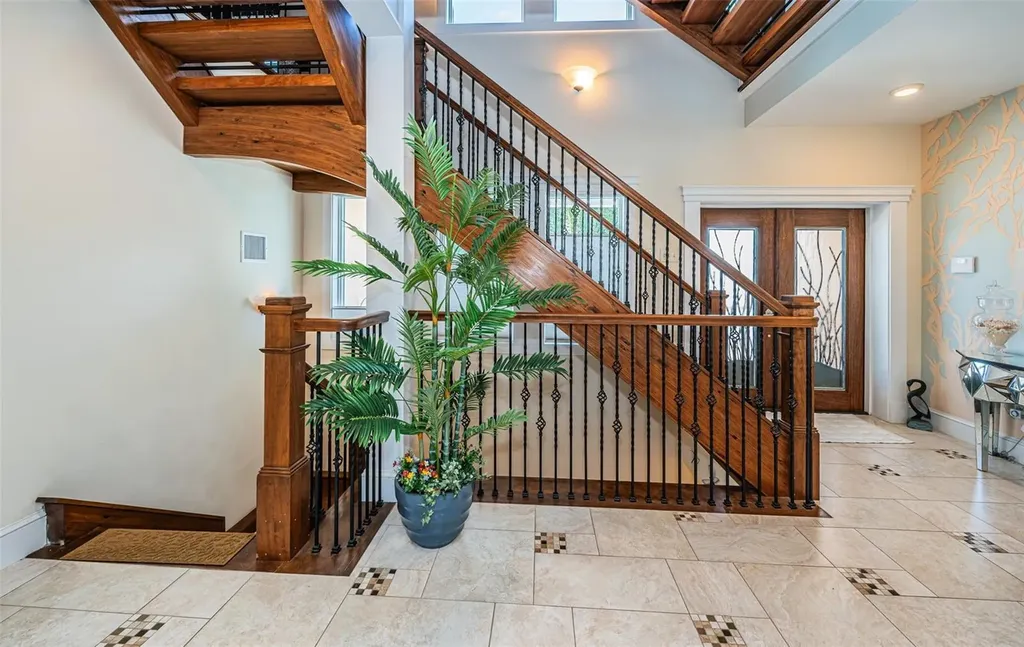934 Eldorado Avenue Clearwater Beach FL 33767