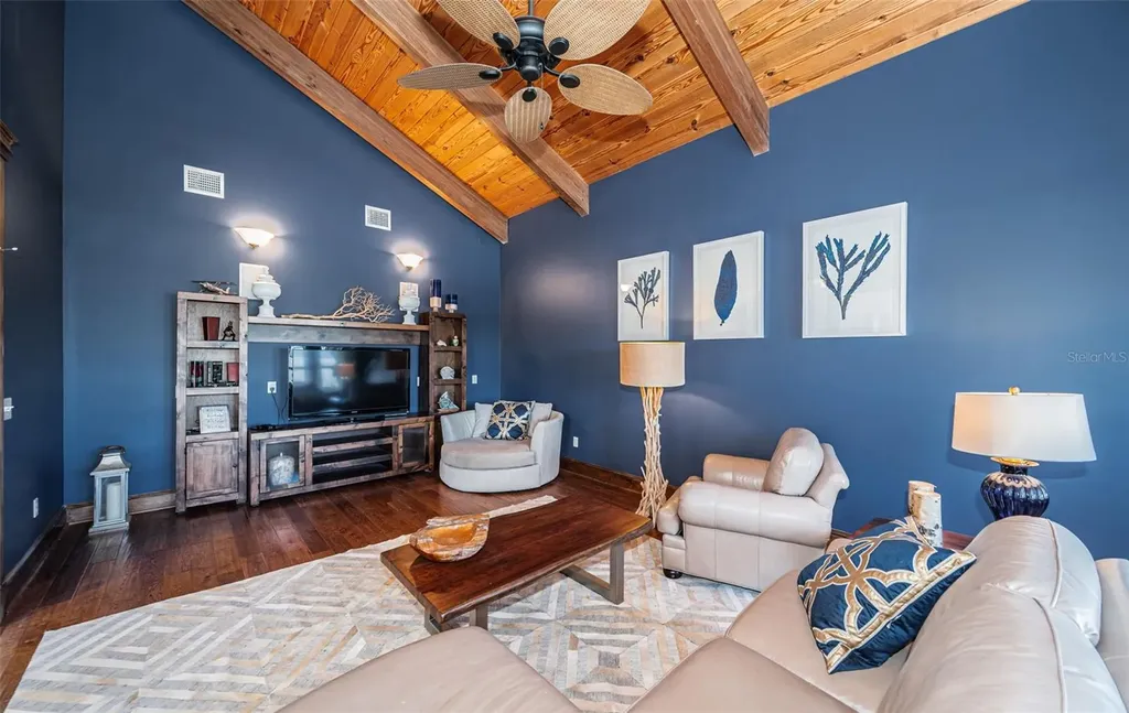 934 Eldorado Avenue Clearwater Beach FL 33767