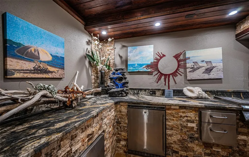 934 Eldorado Avenue Clearwater Beach FL 33767