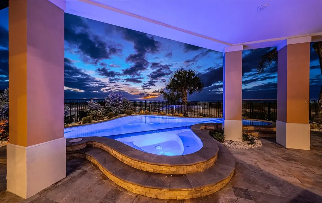 934 Eldorado Avenue Clearwater Beach FL 33767