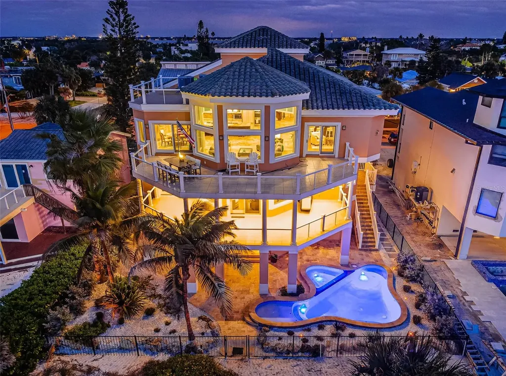 934 Eldorado Avenue Clearwater Beach FL 33767