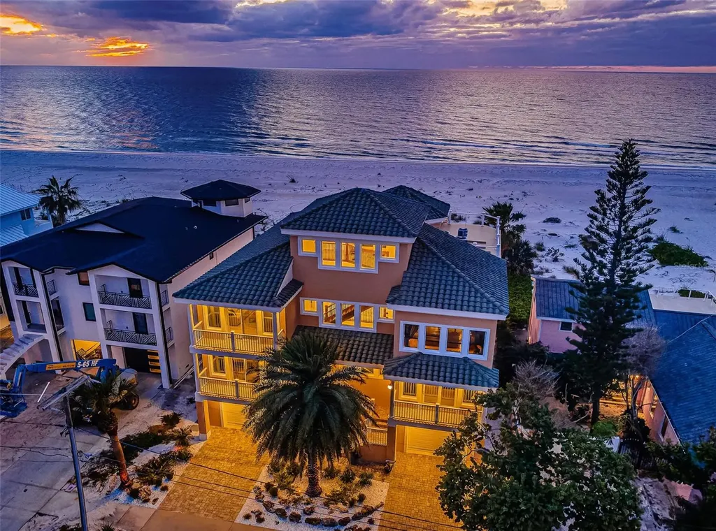 934 Eldorado Avenue Clearwater Beach FL 33767