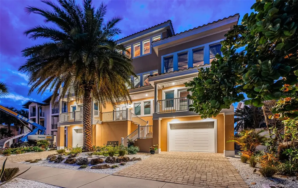 934 Eldorado Avenue Clearwater Beach FL 33767