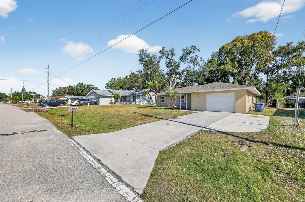 3615 Dunbar Drive Sarasota FL 34232