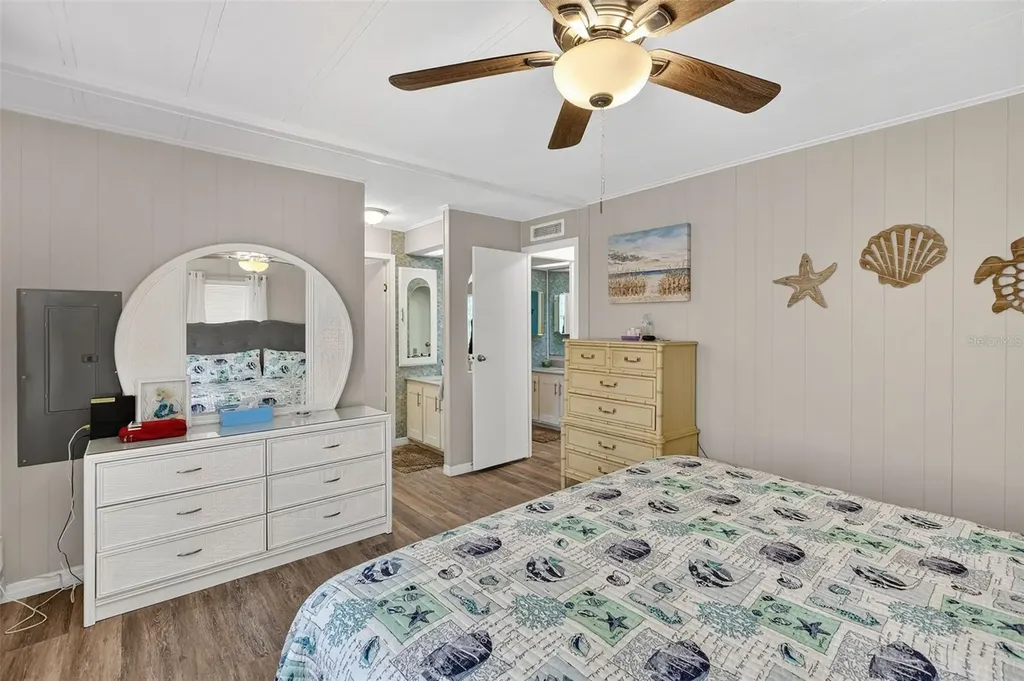 317 Estrada North Port FL 34287