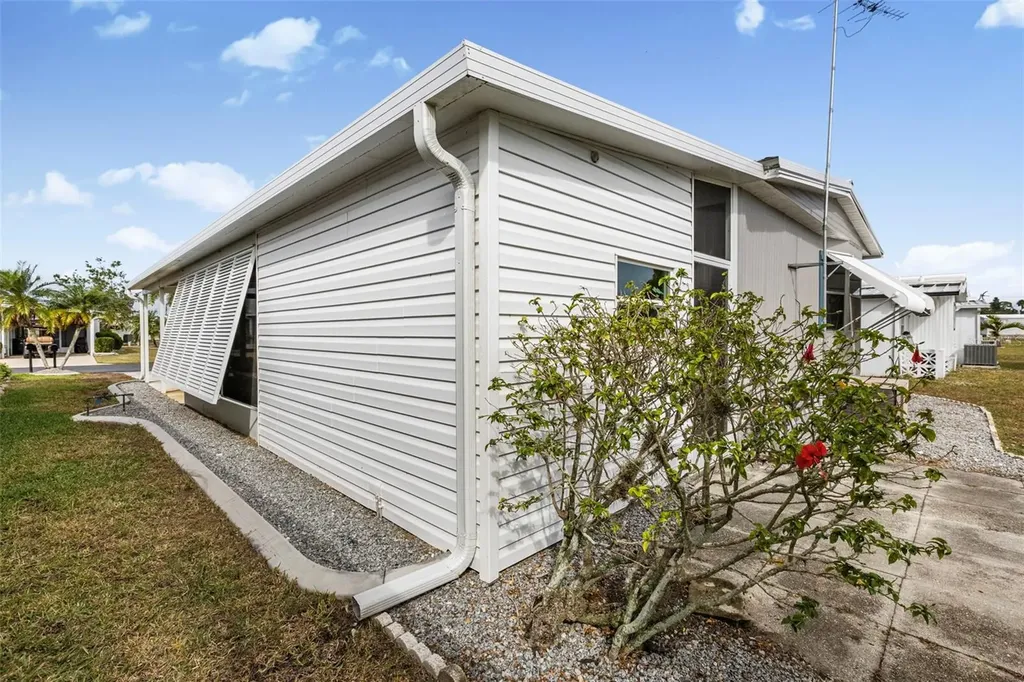 317 Estrada North Port FL 34287