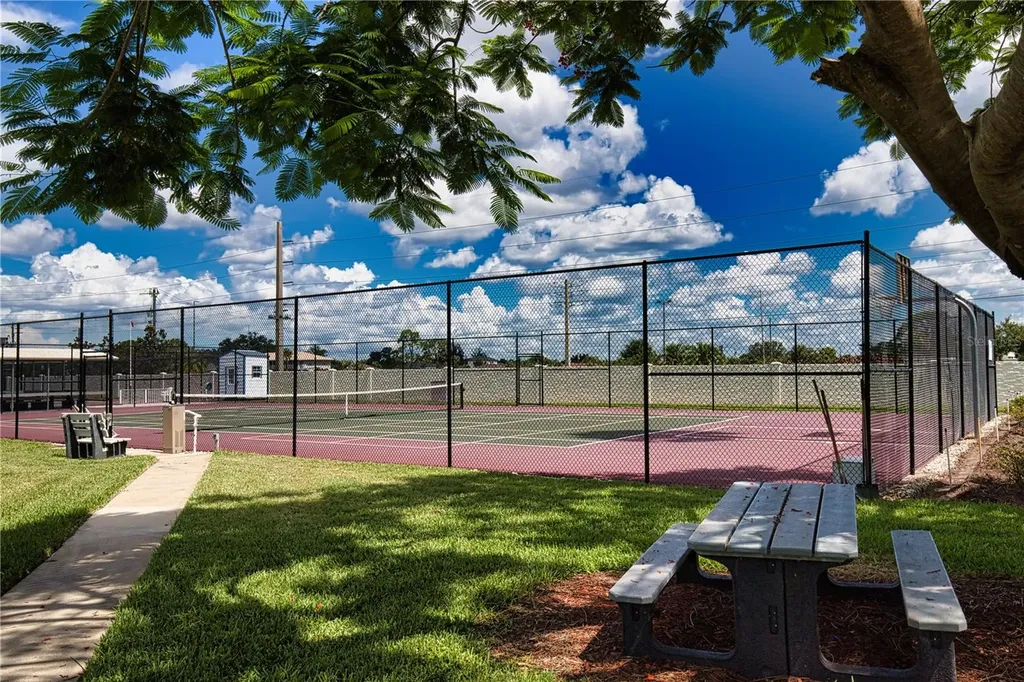 317 Estrada North Port FL 34287